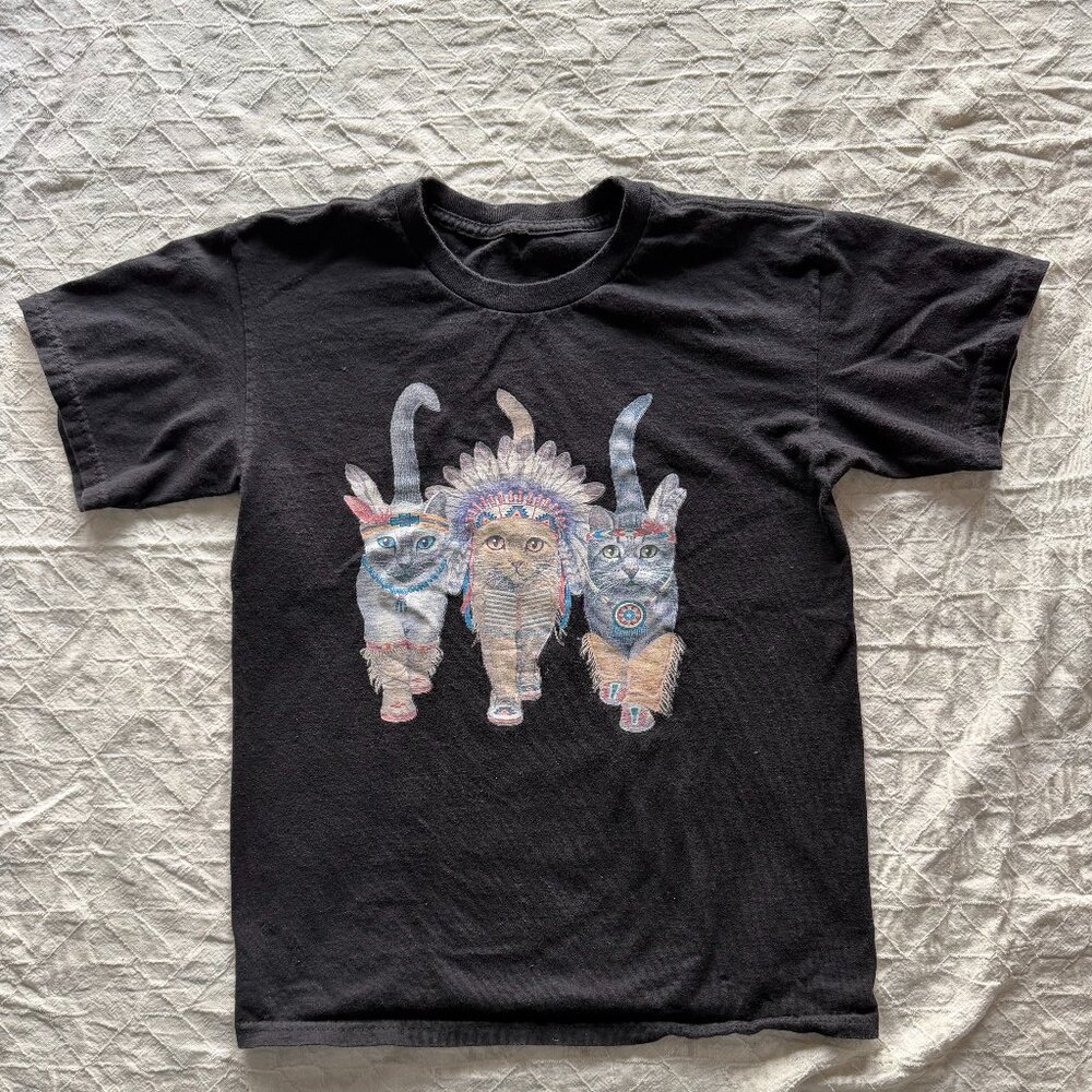 Vintage Native American Inspired Cat Graphic Tee - Women's Size Small